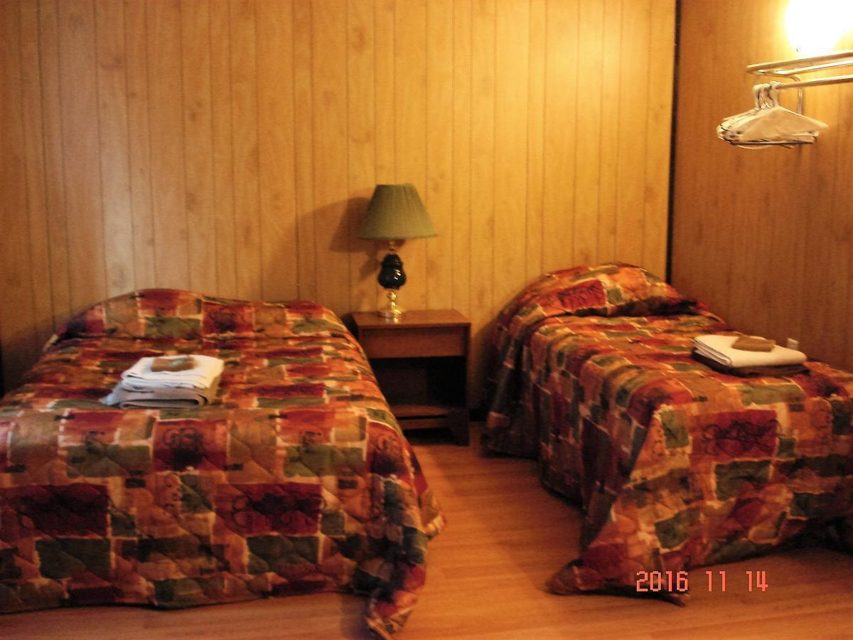 Simpson Hotel Экстерьер фото